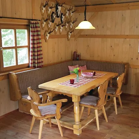 Ii Apartman *